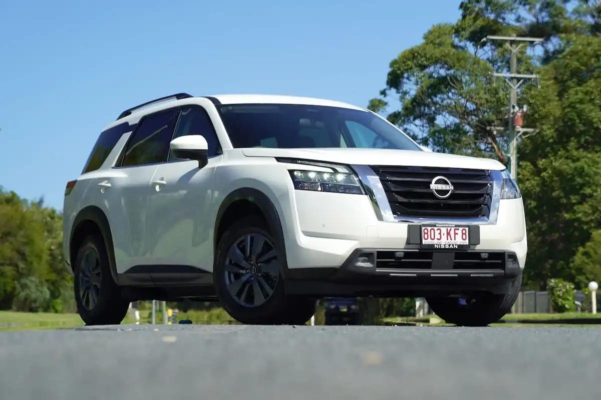 2025 Nissan Pathfinder ST-L AWD Review