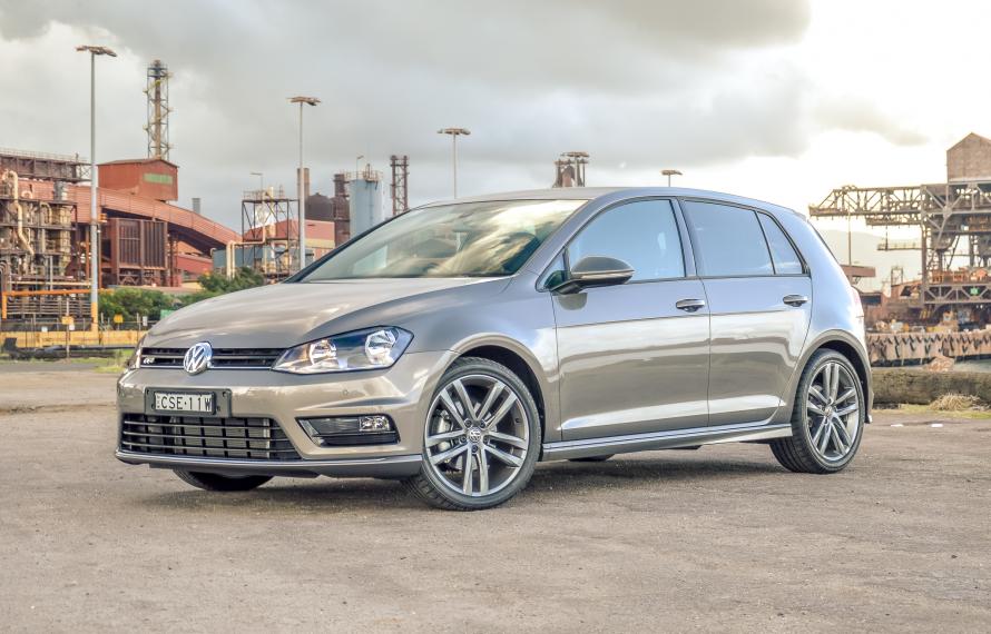 image for 2020 Volkswagen Golf Review