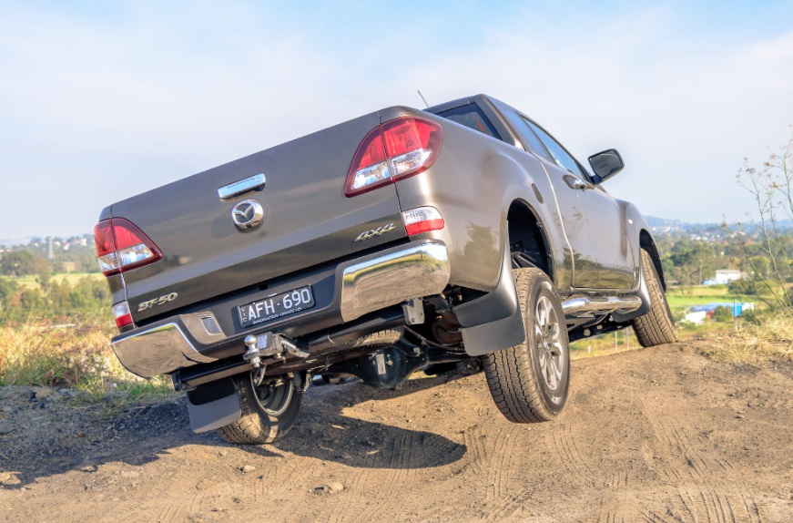 2021-Mazda-BT50-Backview.jpg