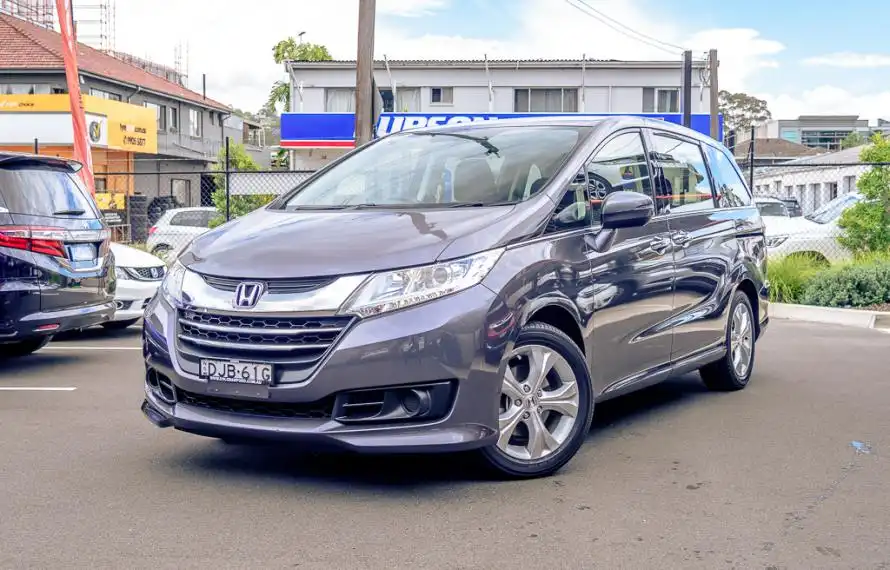 image for Review - Honda Odyssey