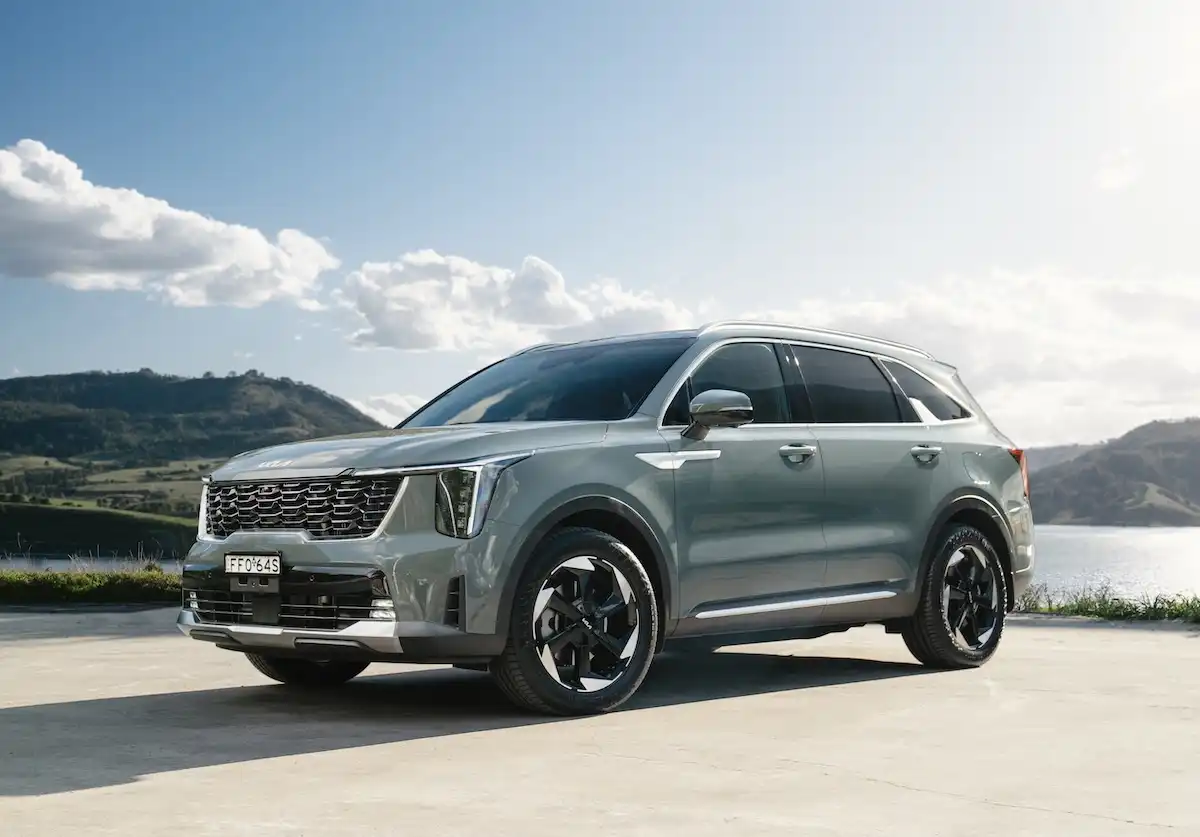 2025 Kia Sorento Review