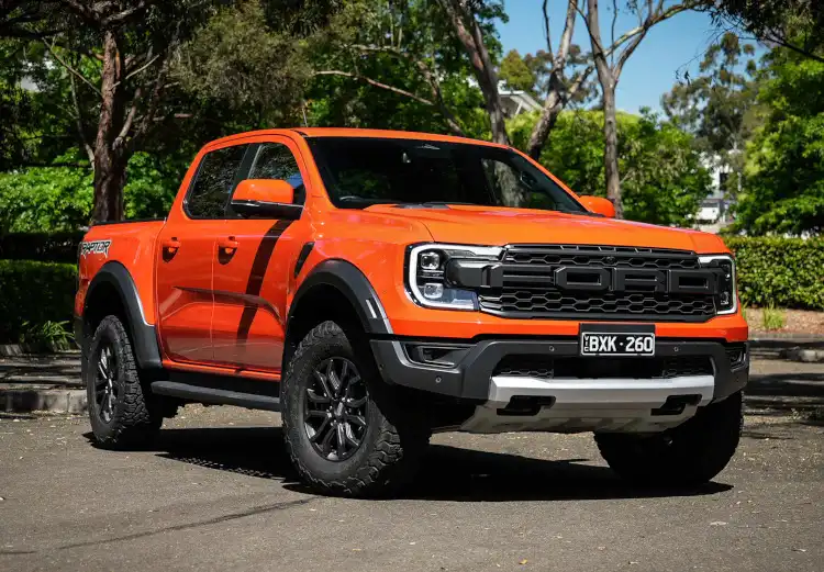 review-ford-ranger-raptor-2023.webp