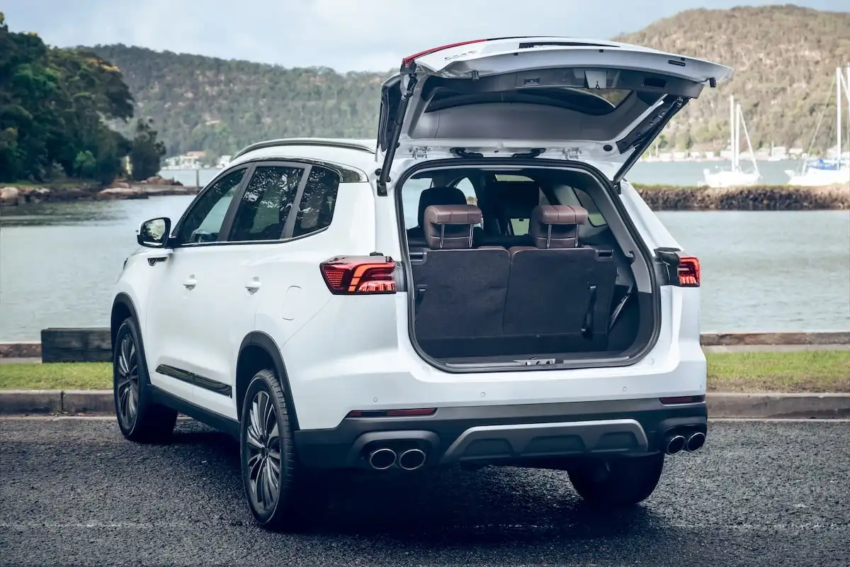 cheapest-seven-seat-suvs-australia.webp