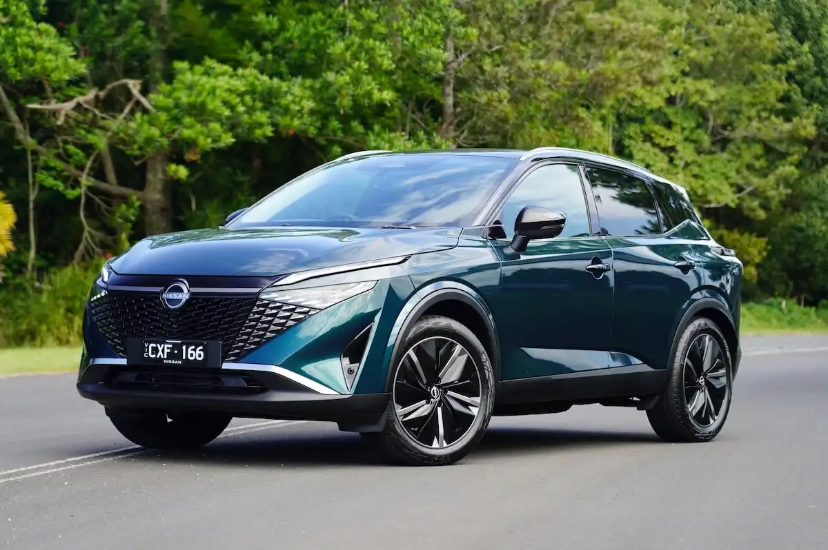 2025-nissan-qashqai-ti.webp