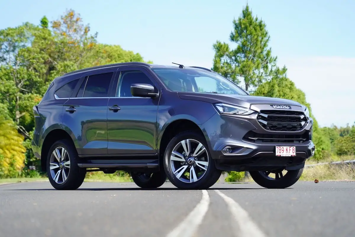 image for 2024 Isuzu MU-X LS-T 3.0 4x4 Review
