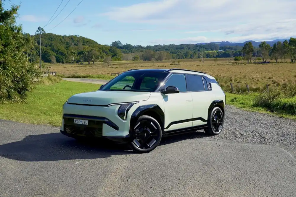 2025 Kia EV3 GT-Line Long Range Review