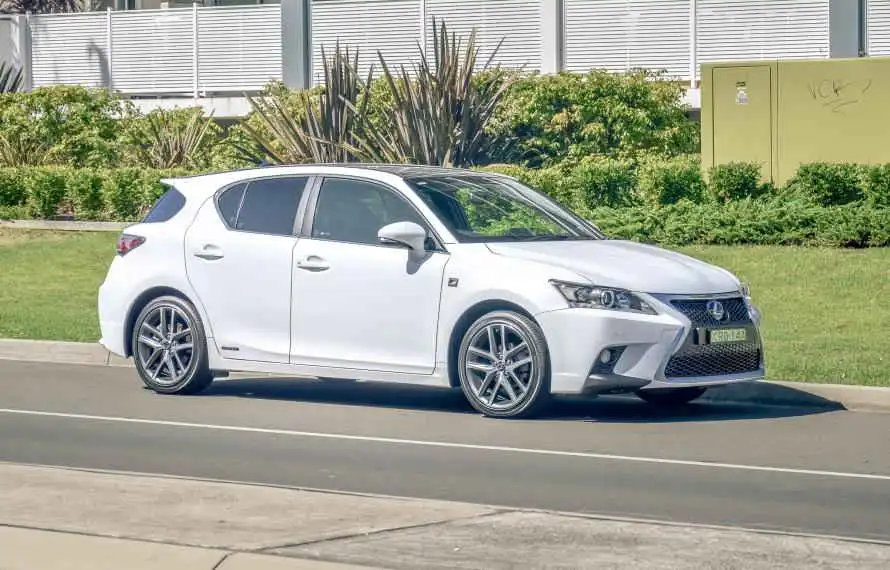 image for Lexus CT200h Review