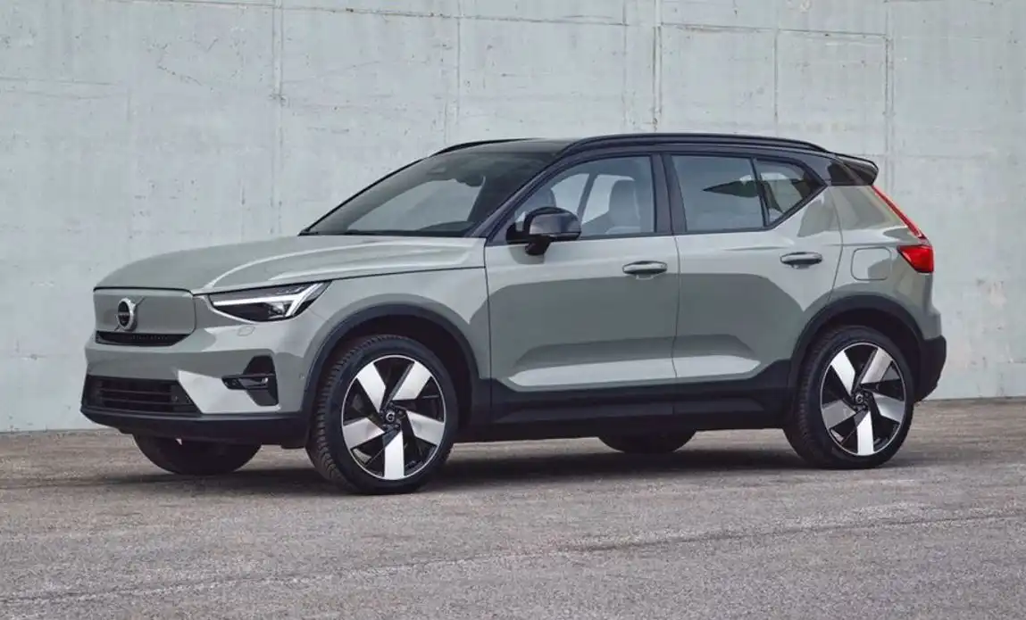 image for Review - 2023 Volvo XC40 & XC40 Recharge