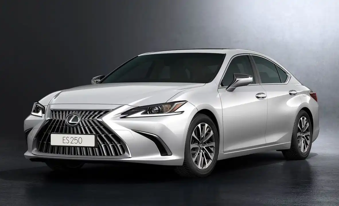 image for Review - Lexus ES250