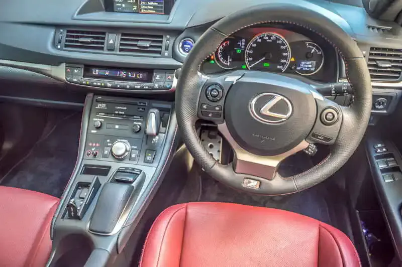 Lexus CT200h Interior