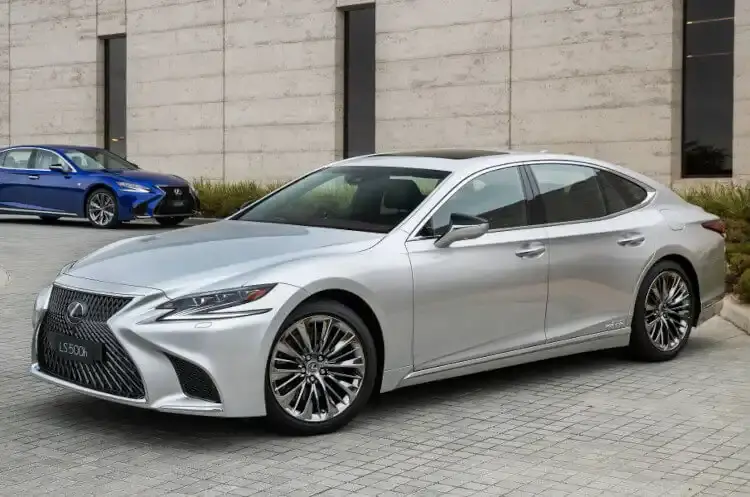 2022 Lexus LS500h Hybrid