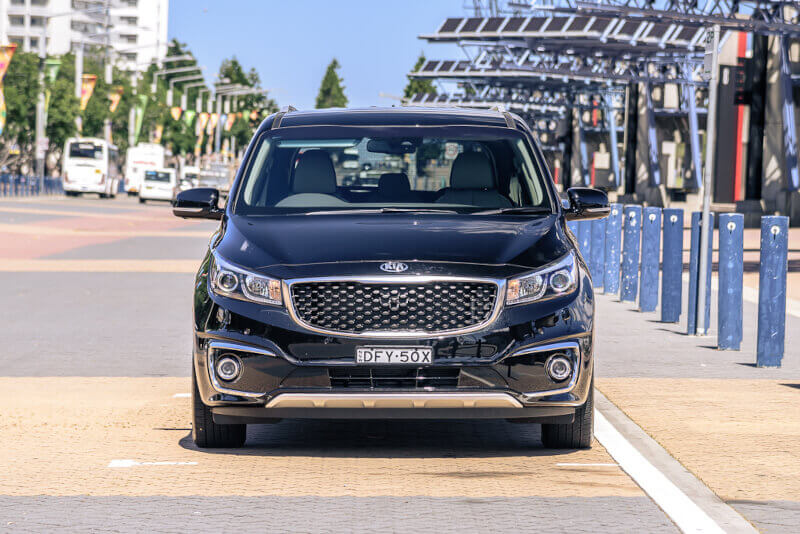 2016 kia carnival headlights
