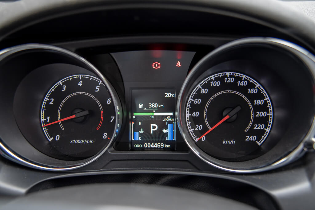 2017 mitsubishi asx fuel