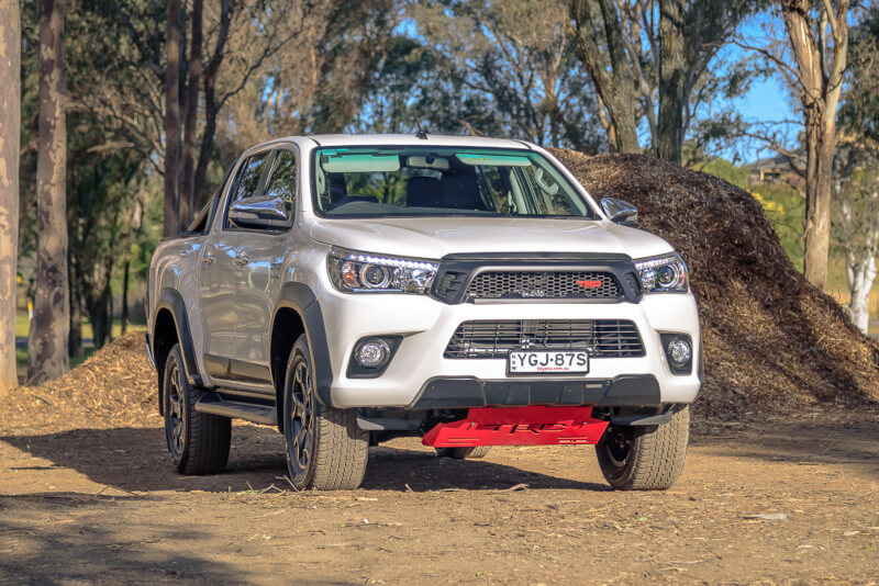 2017_Toyota_Hilux_TRD_article_DSC0669