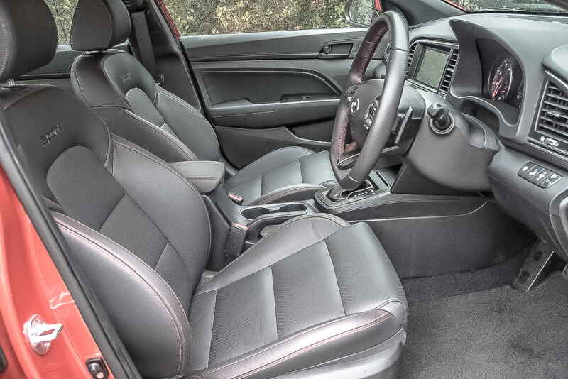 Hyundai_Elantra_article_interior