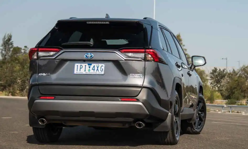 2019 Toyota RAV4 Cruiser Hybrid taillights