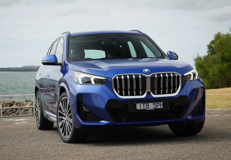 2023 bmw x1 xdrive20i m sport headlights