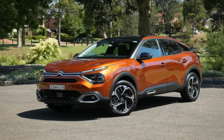 2023 citroen c4 shine pulse orange