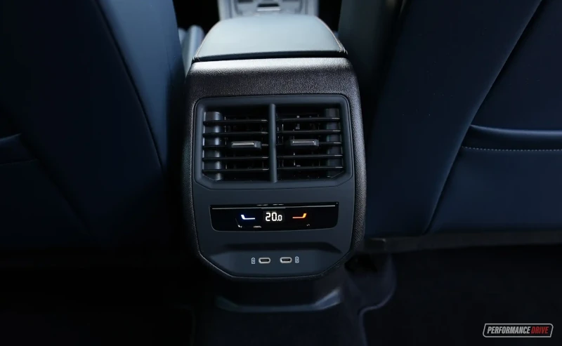 2023 cupra formentor vzx rear climate control