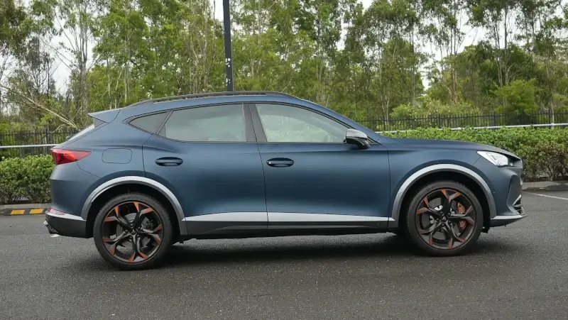 2023 cupra formentor vzx roof profile