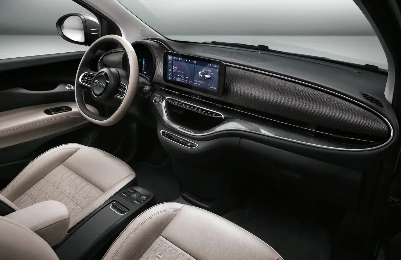 2023 fiat 500e australia interior