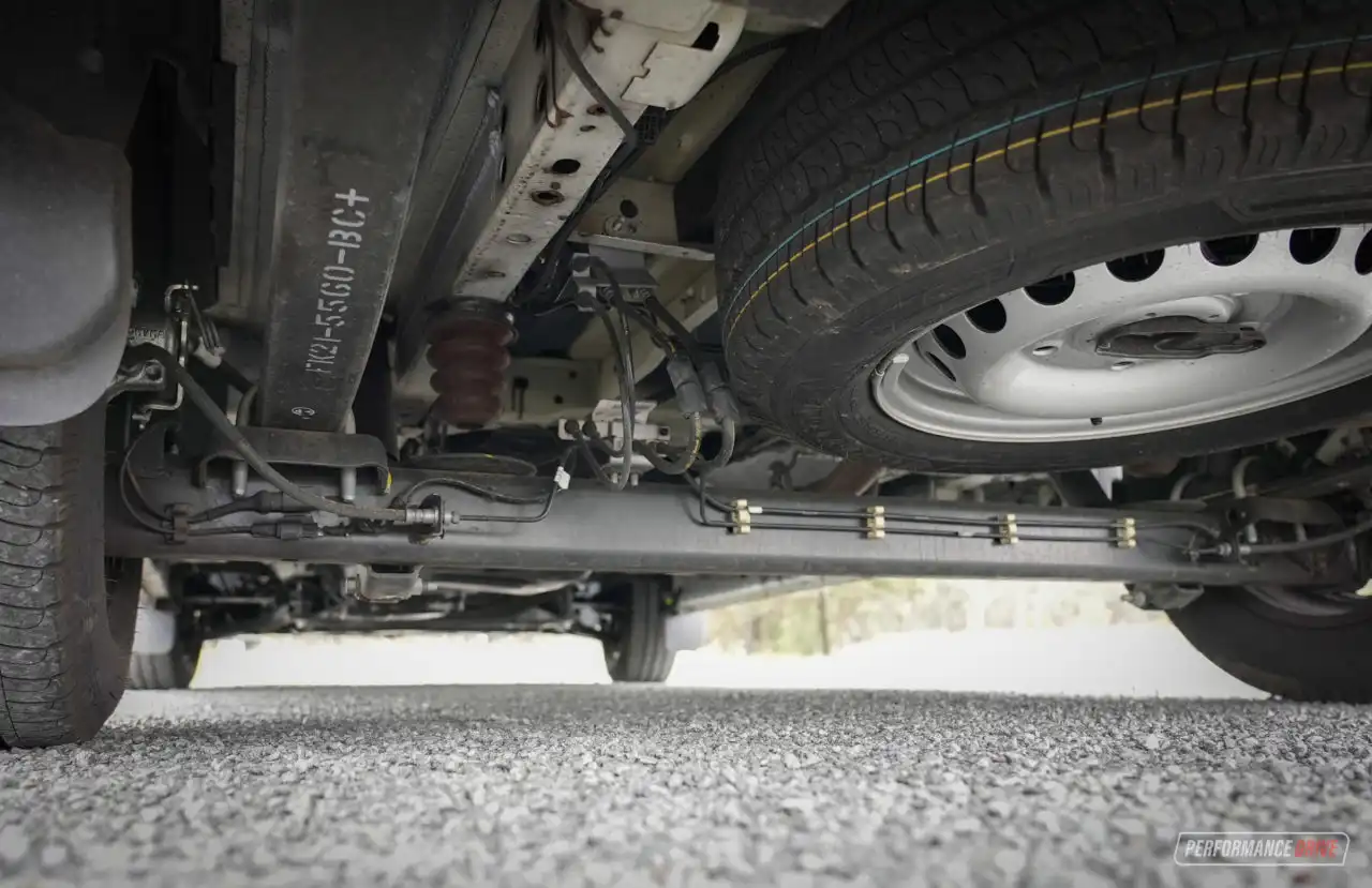 2023 ford transit custom rear-suspension