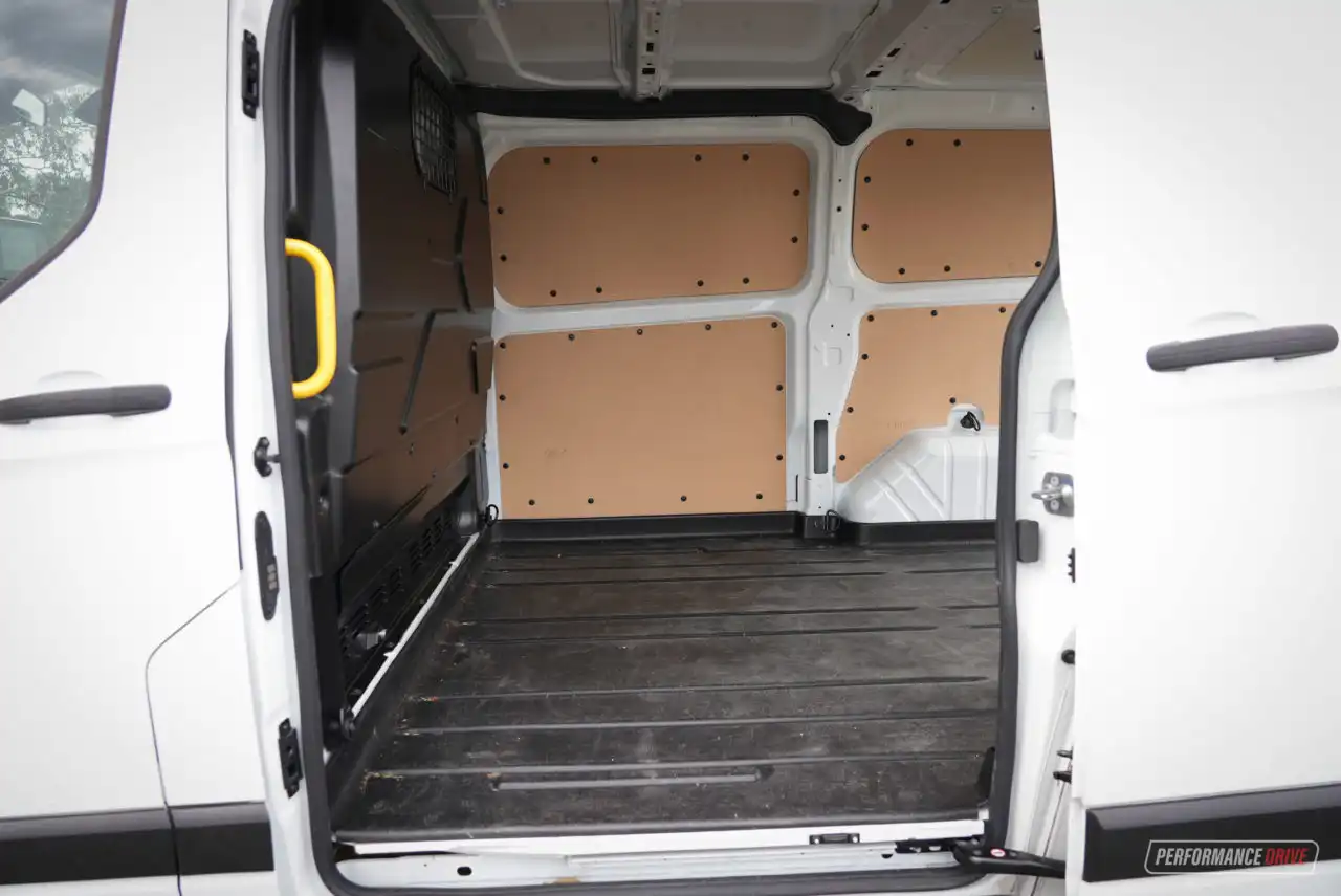 2023 ford transit custom sliding door