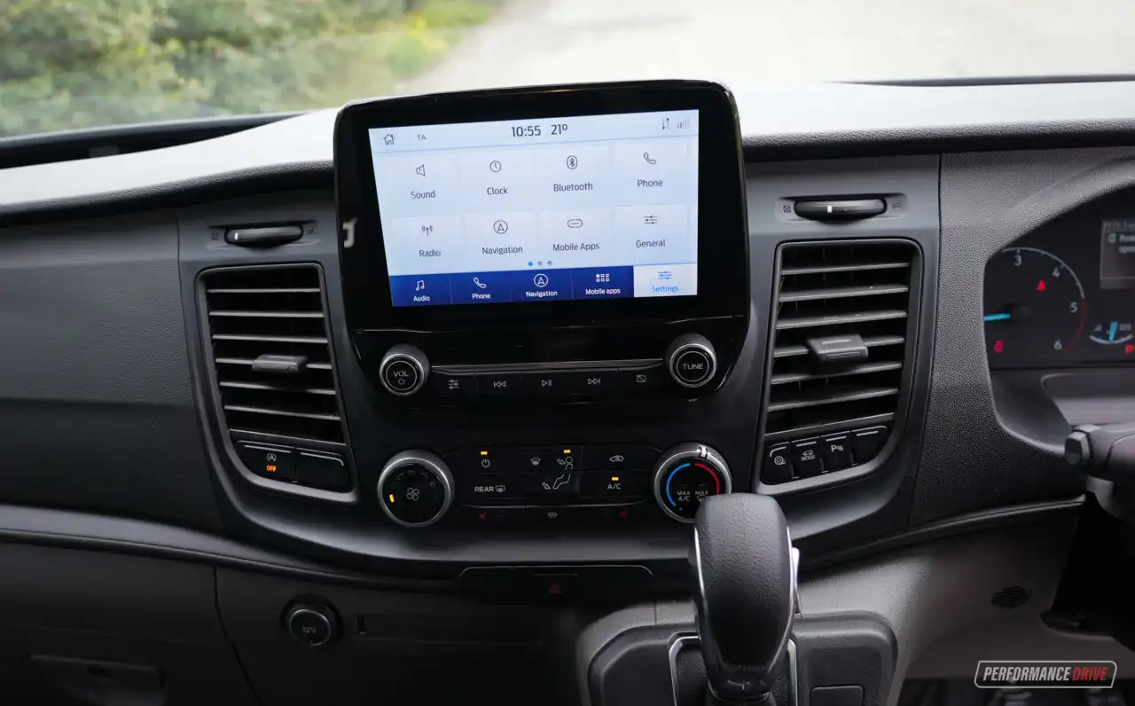 2023 ford transit custom touchscreen