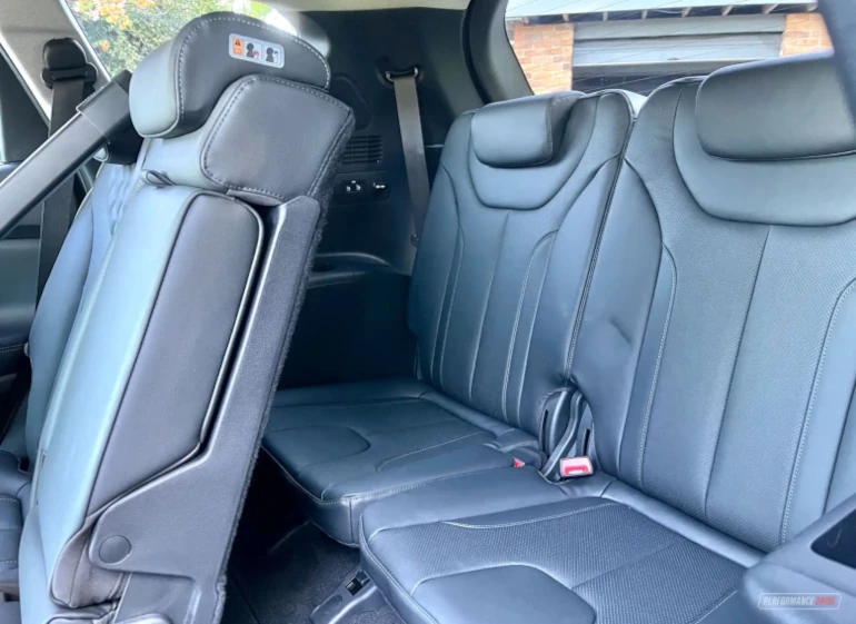 2023 hyundai santa fe rear seats