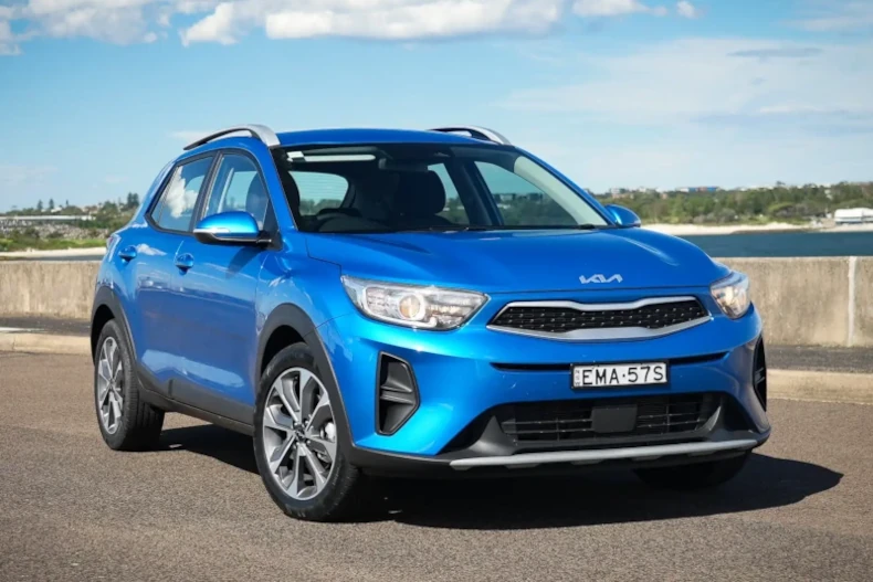 2023 kia stonic sport blue