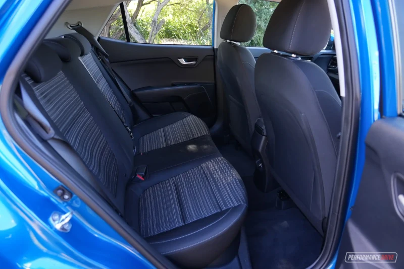 2023 kia stonic sport rear seats