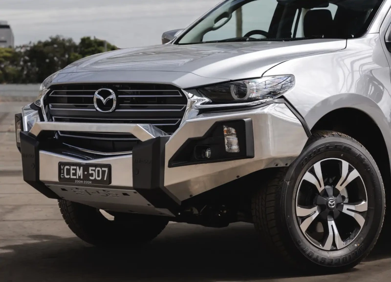 2023 mazda bt-50 le bull bar