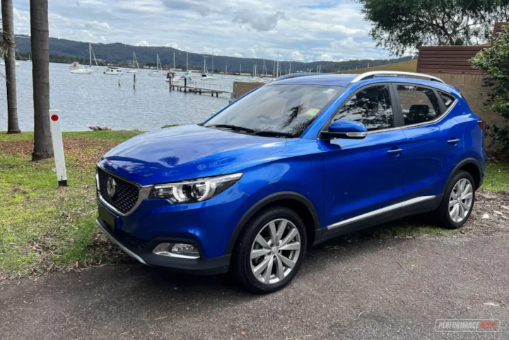 2023 mg zs excite blue