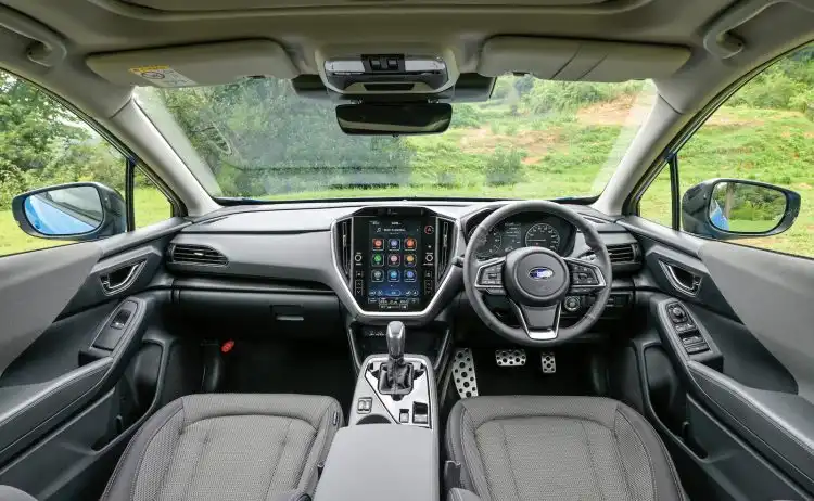 2023 subaru crosstrek interior