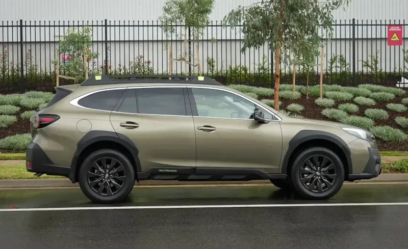 2023 subaru outback sport xt length