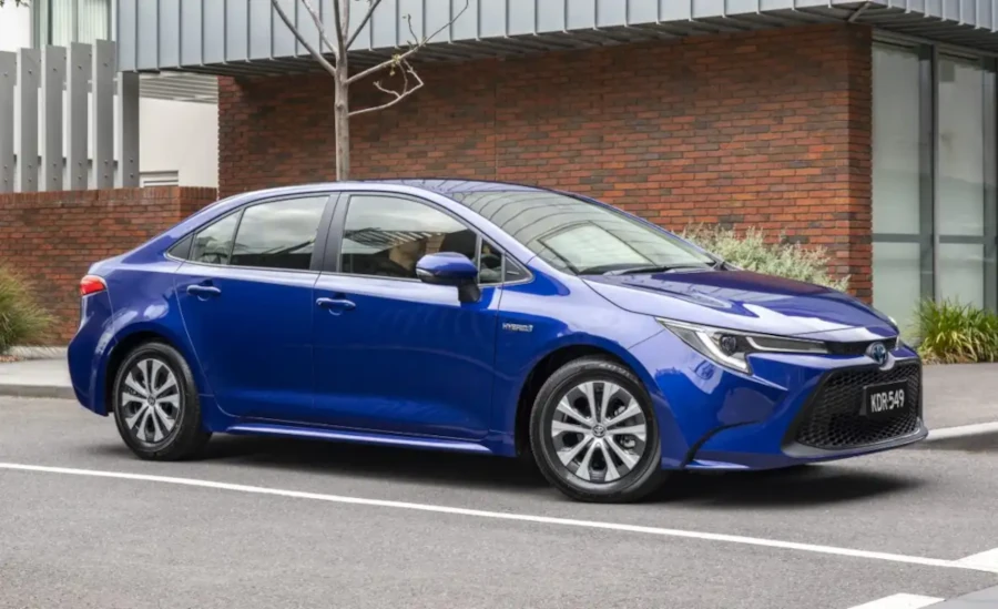 2023 toyota corolla sedan