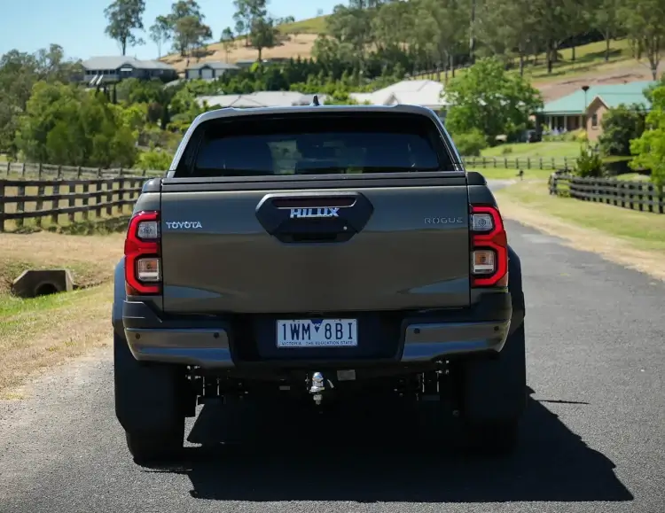 2023 toyota hilux rogue taillights