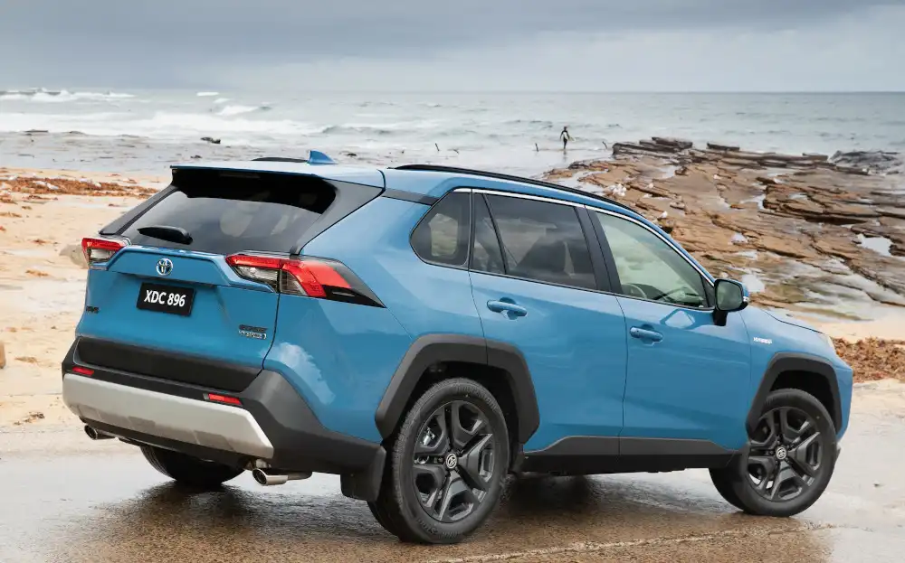 2023 toyota rav4 edge rear