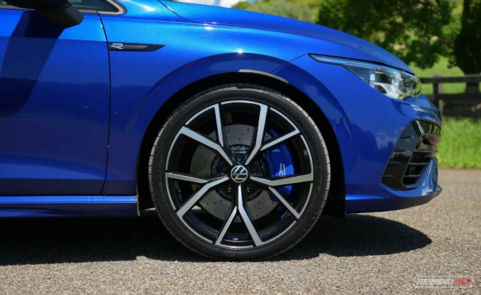 2023 volkswagen golf r wagon wheels