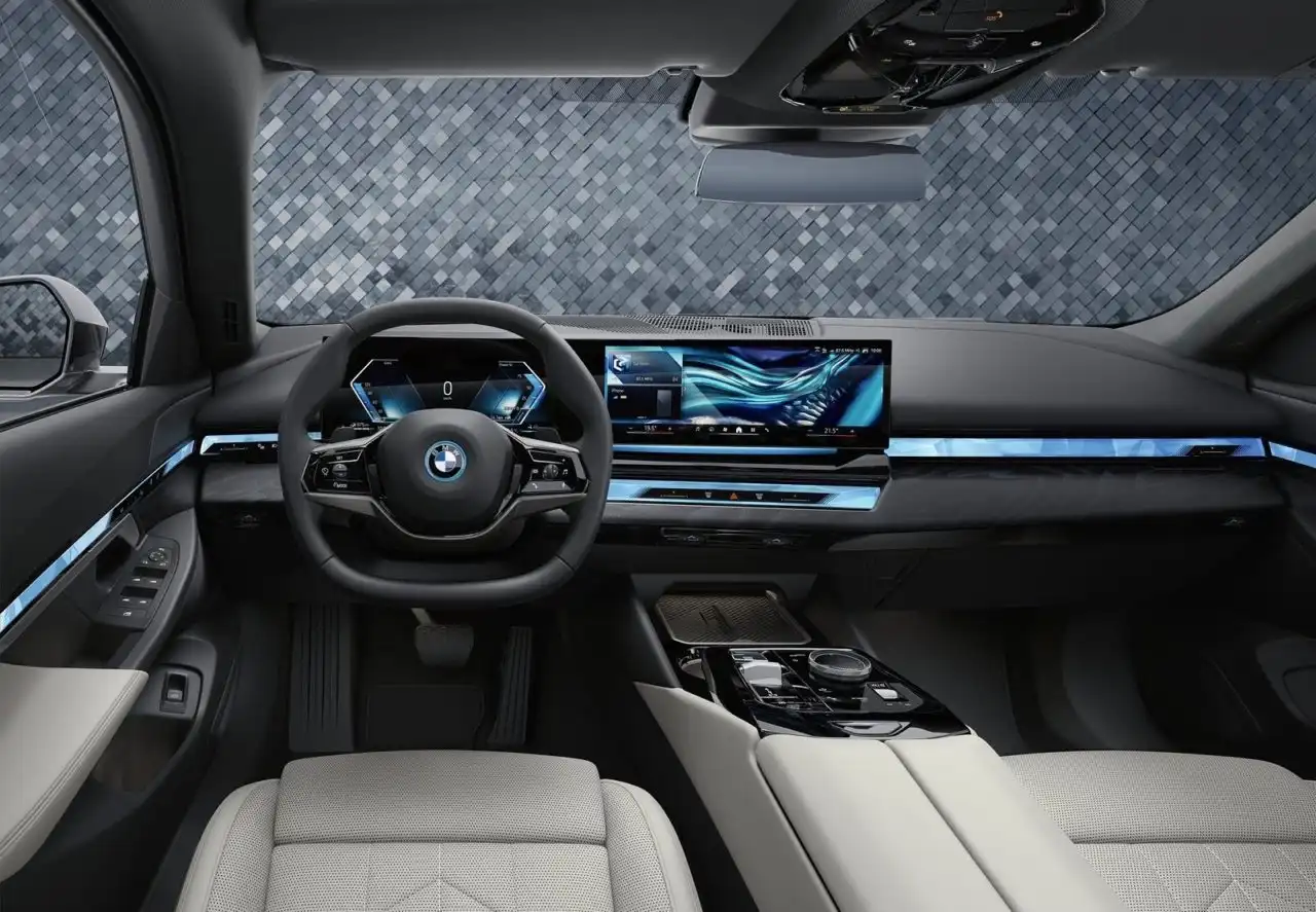 2024 bmw 5 series interior