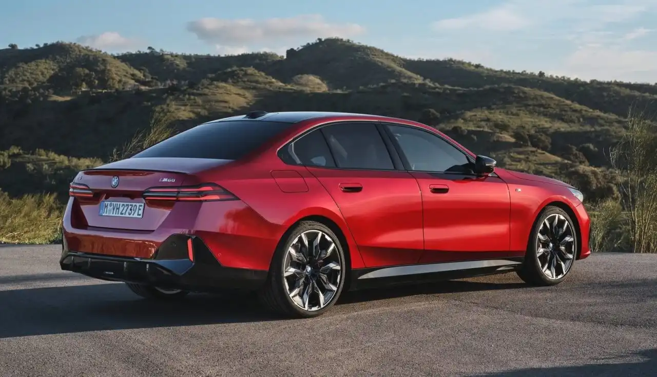 2024 bmw i5 m60 rear