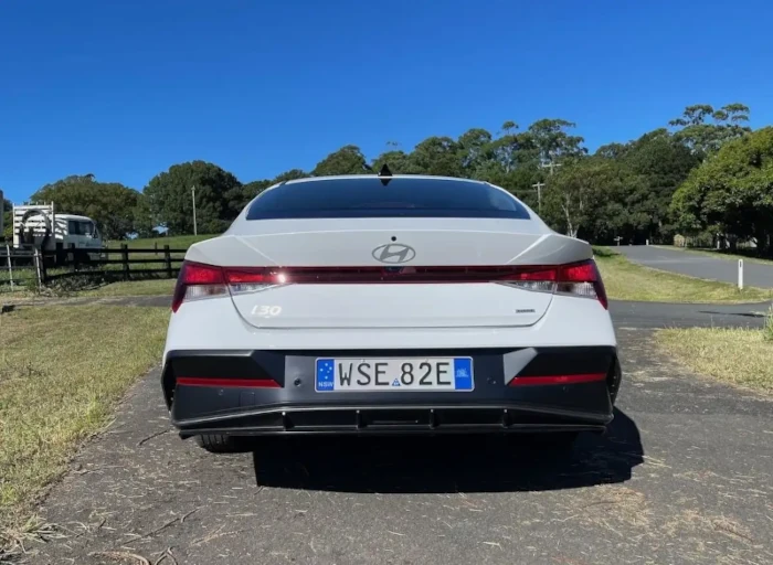 2024 hyundai i30 sedan hybrid rear