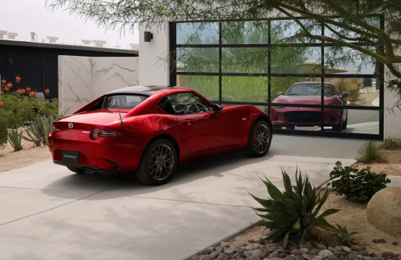 2024 mazda mx-5 rear