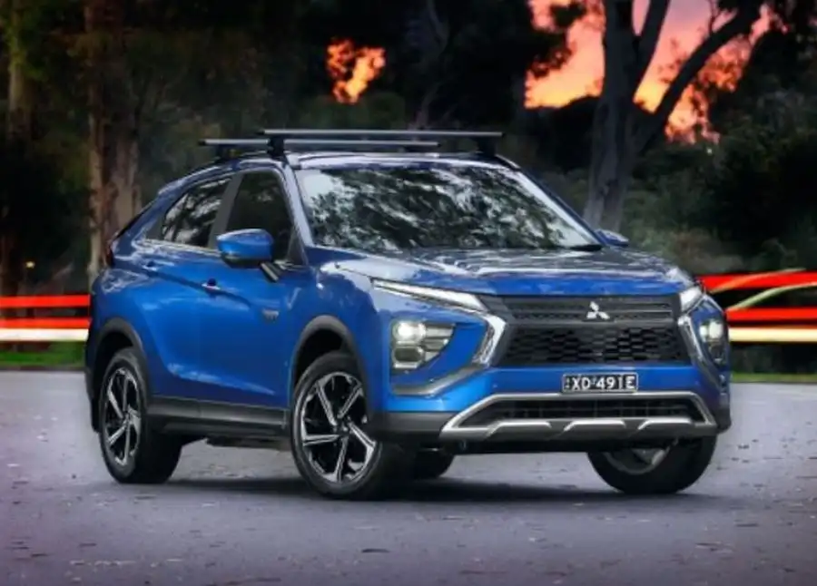 2024 mitsubishi eclipse cross blue