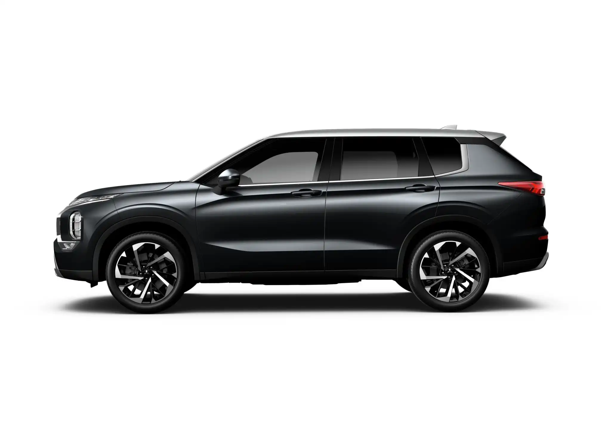 2024 mitsubishi outlander exterior side