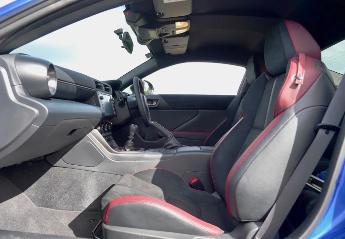 2024 subaru brz ts front seat