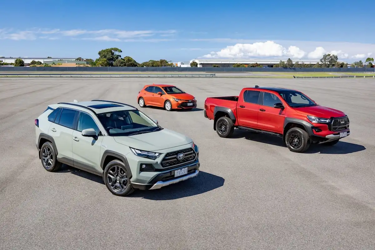 2025 best selling car manufacturers