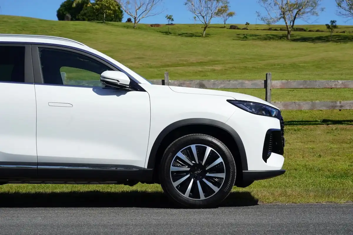 2025 chery tiggo 8 super hybrid ultimate phev wheel