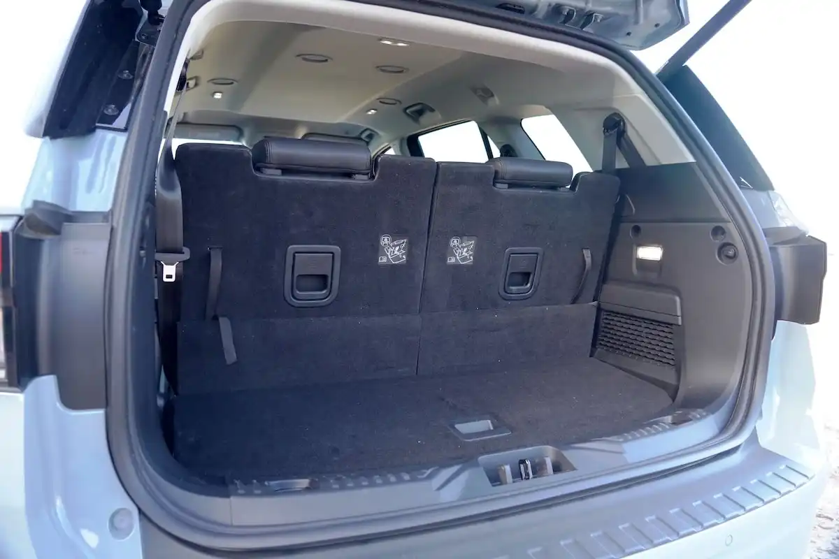 2025 ford everest tremor boot