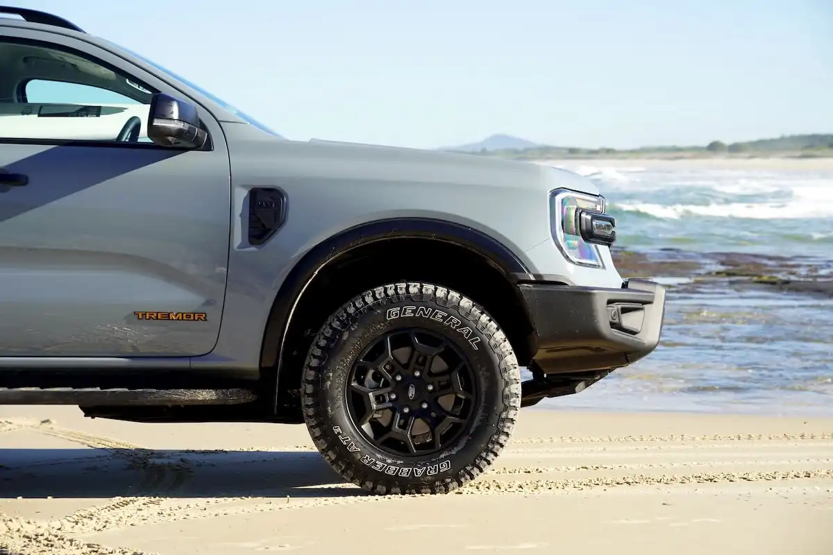 2025 ford everest tremor wheel